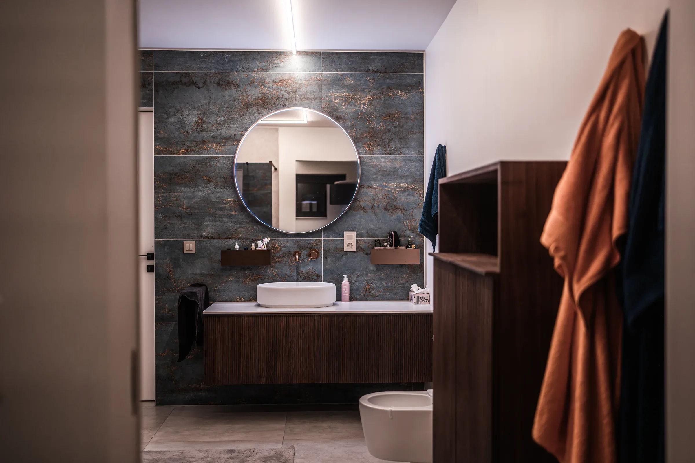 Ceramic tiles
